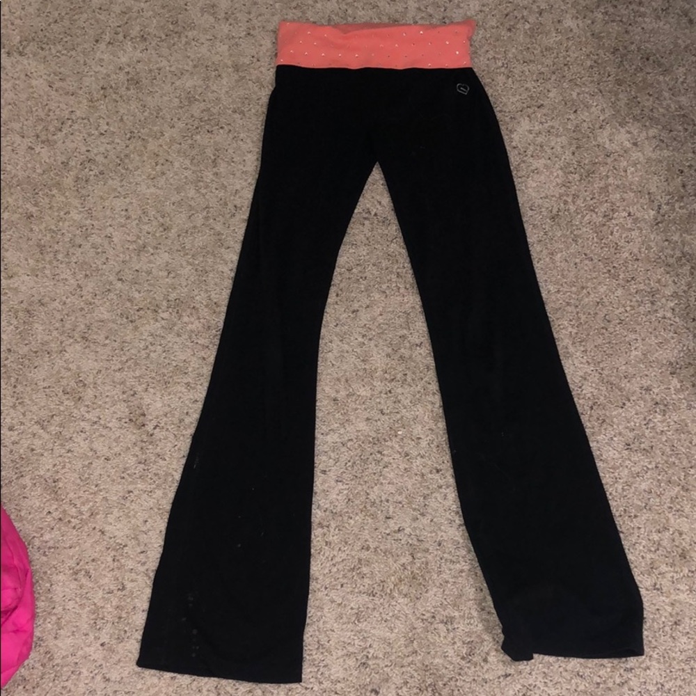 Yoga pants